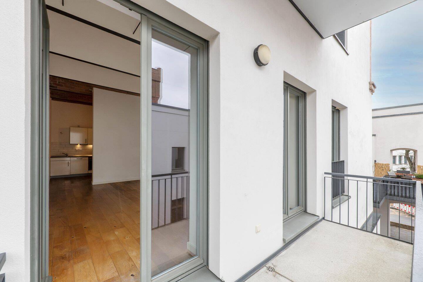 Architektur-Highlight mit dem Weißensee als Hinterhof – Berlin – Vorschaubild 8
