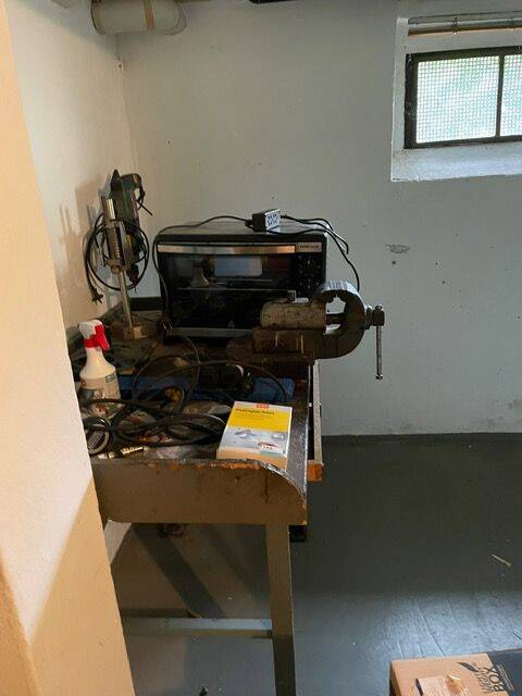 Gut aufgeteiltes, gepflegtes Einfamilienhaus 179 m² Wohn-Nutzfläche, kann sofort bezogen werden, in sehr guter Wohnlage in Hersbruck/Altensittenbach – Hersbruck – Vorschaubild 8