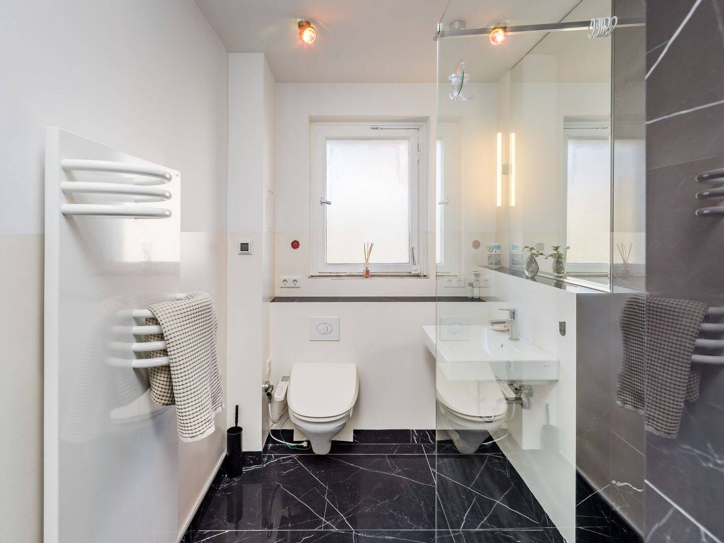 Modernisierte 3-Zimmer-Wohnung mit Südbalkon in ruhiger Lage in Berlin-Westend – Berlin – Vorschaubild 5