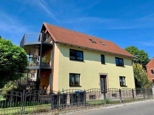 Vermietetes Wohnhaus auf dem Lande ! – Lengenfeld – Bild 1 von 9