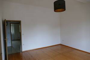 Schicke 2,5 Zimmer Altbauwohnung in der Erlanger Altstadt – 91054 Erlangen – Vorschaubild 2