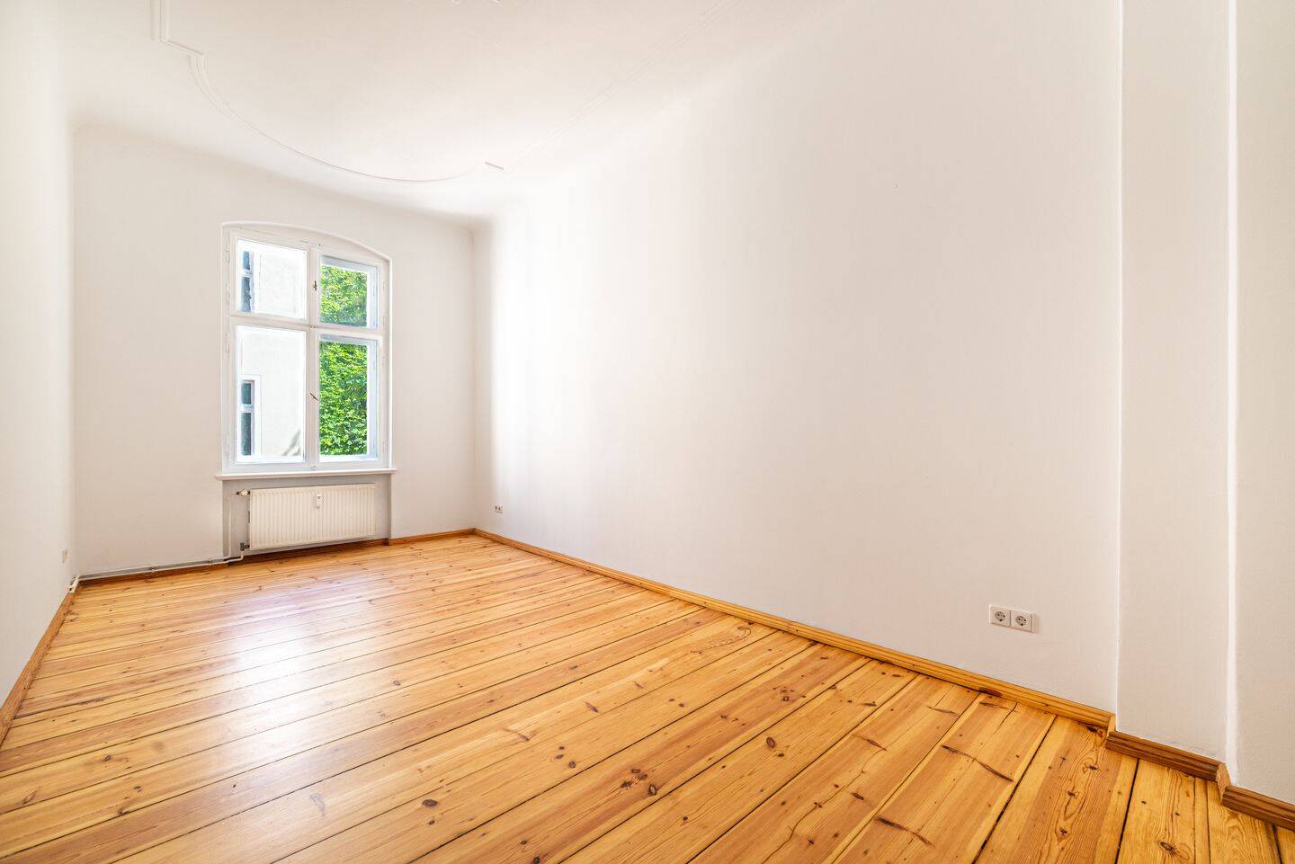 ?? Traumhafter Stuckaltbau im Samariterkiez! - Renovierte 3 Zi Whg mit Süd-Balkon & Fischgrätparkett – Berlin – Vorschaubild 8