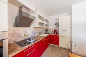 ***Wohnen auf drei Ebenen - mit Platz für Familie, Gäste und Homeoffice in Bremen-Kattenesch – 28277 Bremen – Vorschaubild 7