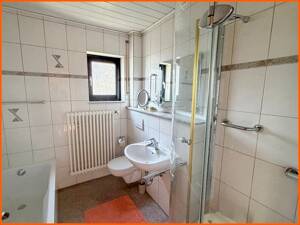 Einfamilienhaus mit herrlichem Rotenfelspanorama und 570 m² ruhig gelegenes Grundstück! – 55583 Bad Kreuznach – Vorschaubild 7