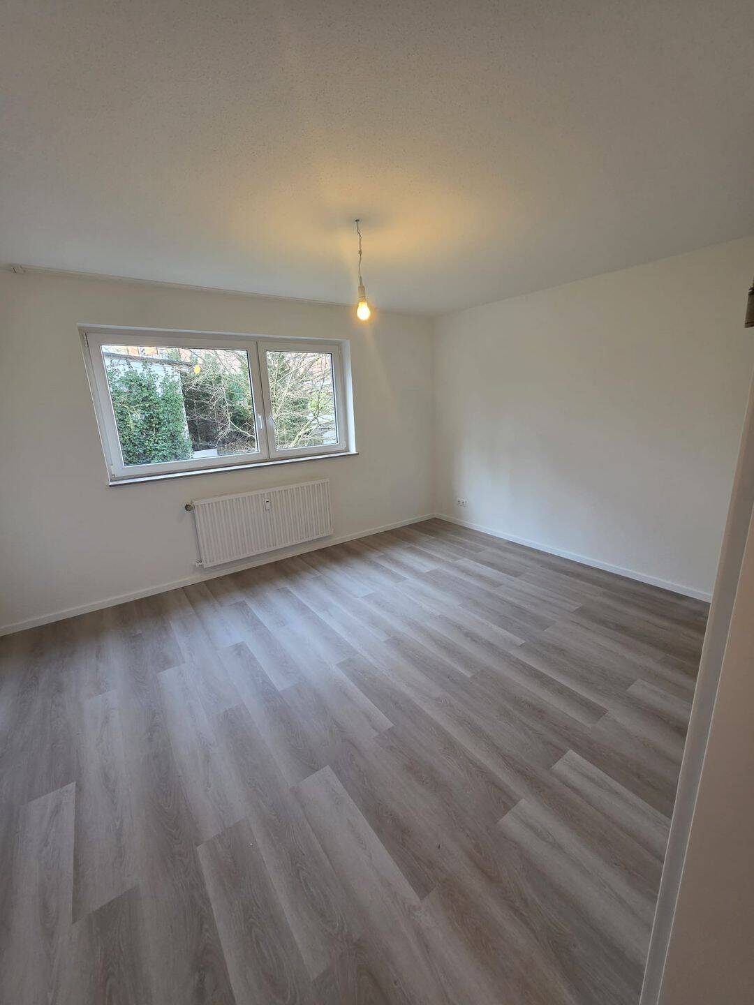 Moderne 3-Zimmer Wohnung mit Balkon in Wuppertal-Barmen – Wuppertal – Vorschaubild 6