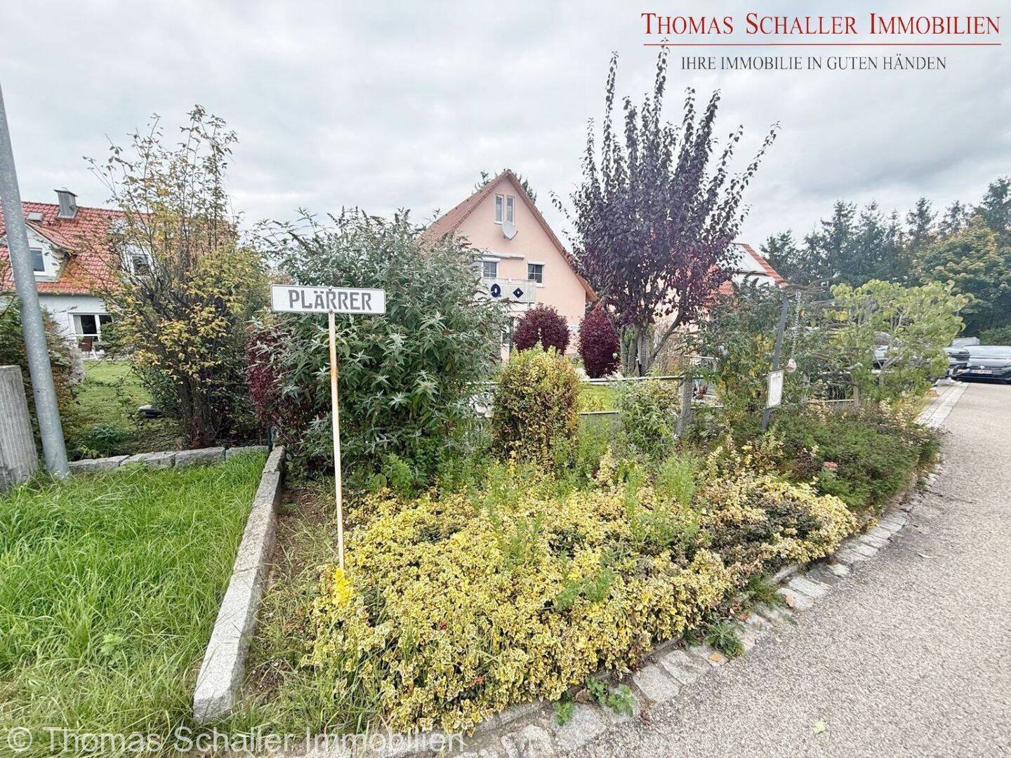 Hochwertiges 3-Familienhaus mit Einliegerwohnung, PV-Anlage & Gartenparadies – Abenberg – Vorschaubild 7