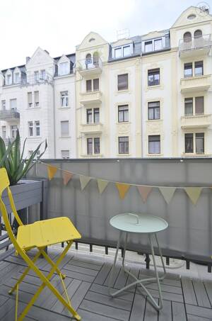 Stilvolle möblierte 2-Zimmer Wohnung mit Balkon und Internet in Wiesbaden-Westend – 65195 Wiesbaden – Vorschaubild 5