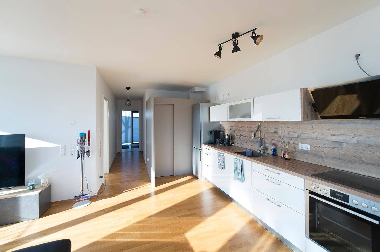 Traumhafte 4,5-Zimmer-Wohnung in Ulm-Böfingen – Großzügiges Wohnen in ruhiger Lage – Ulm – Vorschaubild 4