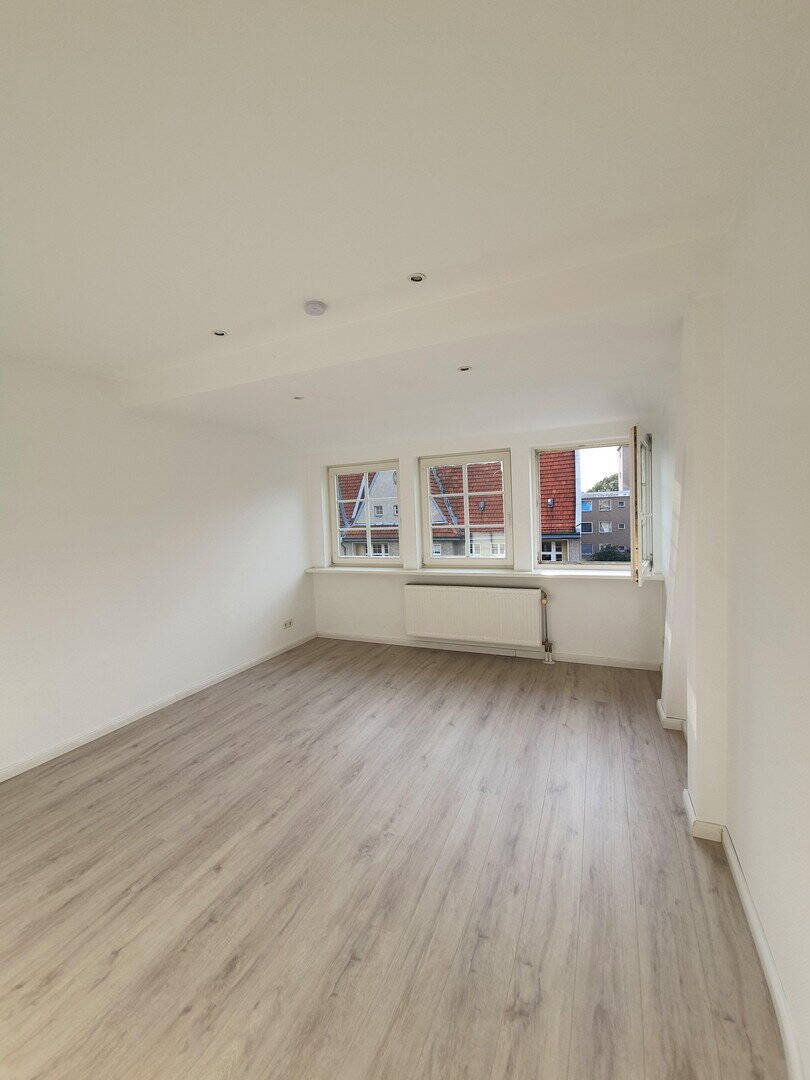 (provisions- u. bezugsfrei) Traumhafte, renovierte 4 Zimmer-Wohnung mit großer Dachterrasse – Berlin – Vorschaubild 8
