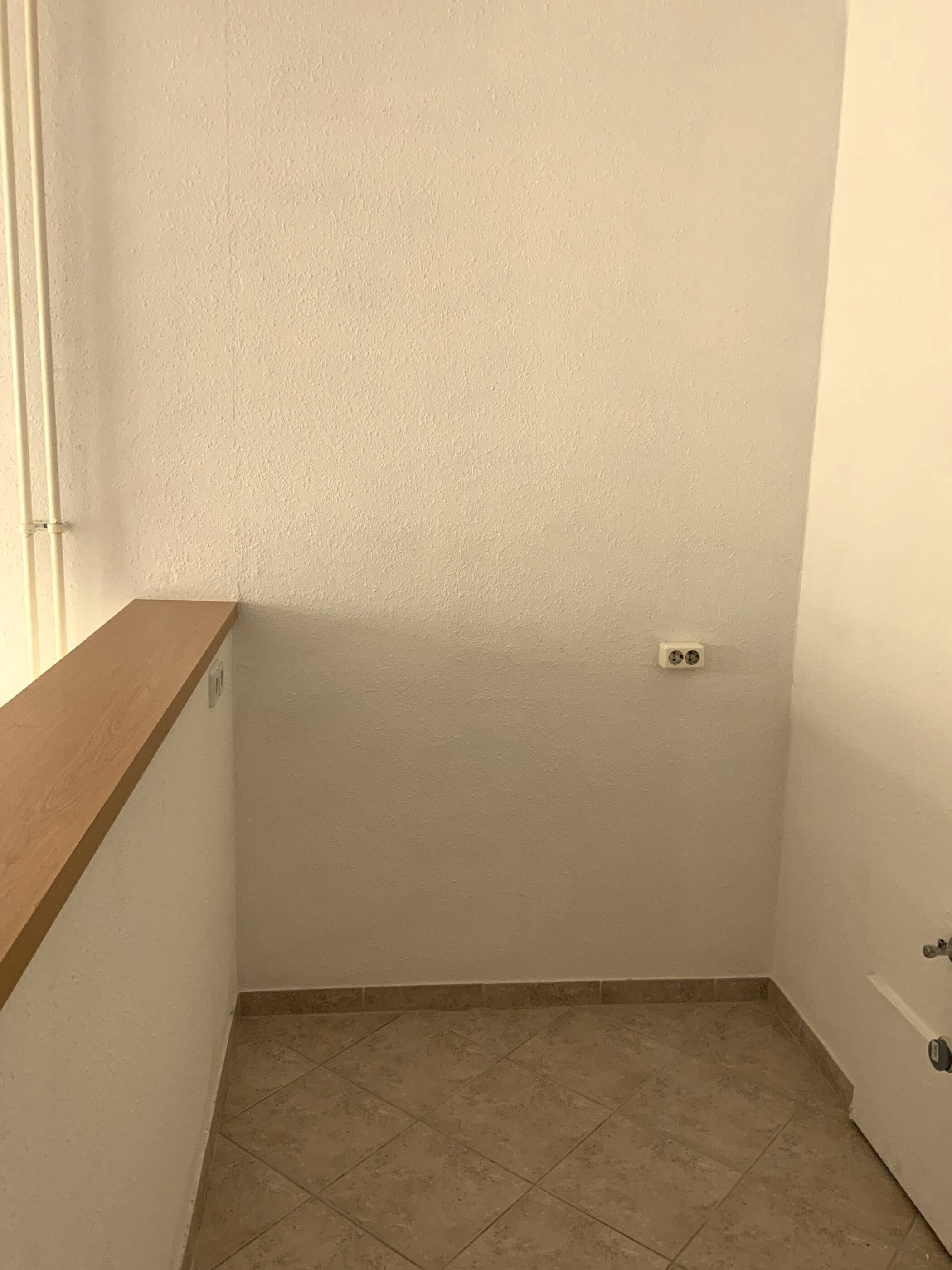 Hübsches Apartment mit Loggia – Chemnitz – Vorschaubild 3