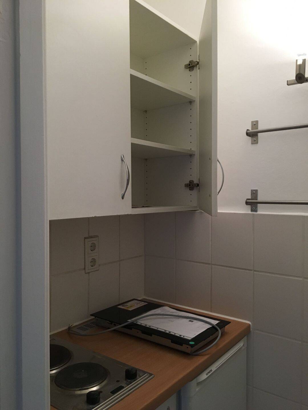 Renoviertes Ein-Zimmer-Apartement mit Blick ins Grüne – Hamburg – Vorschaubild 4
