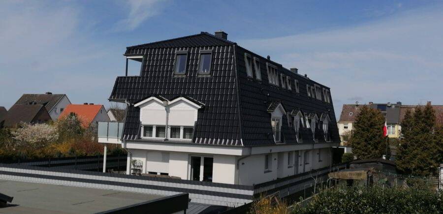 Moderne 4 Zimmerwohnung mit 2 Bädern im Schiffdorfer Damm zu vermieten