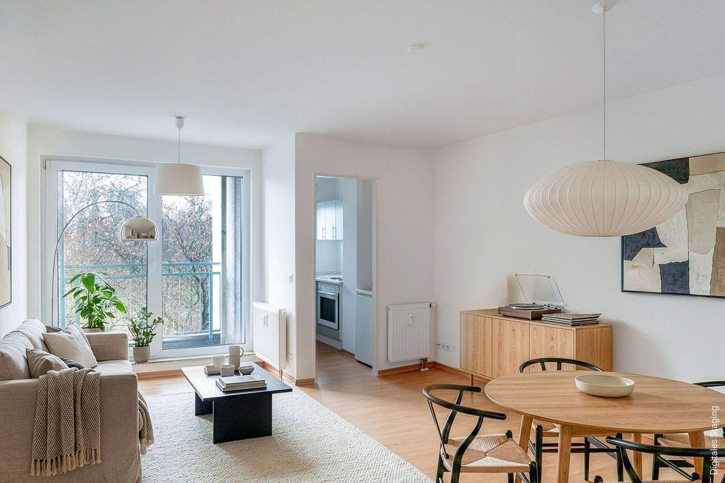 Bezugsfertige Wohnung mit Tiefgarage und Blick auf den Fernsehturm – Berlin – Bild 1 von 9