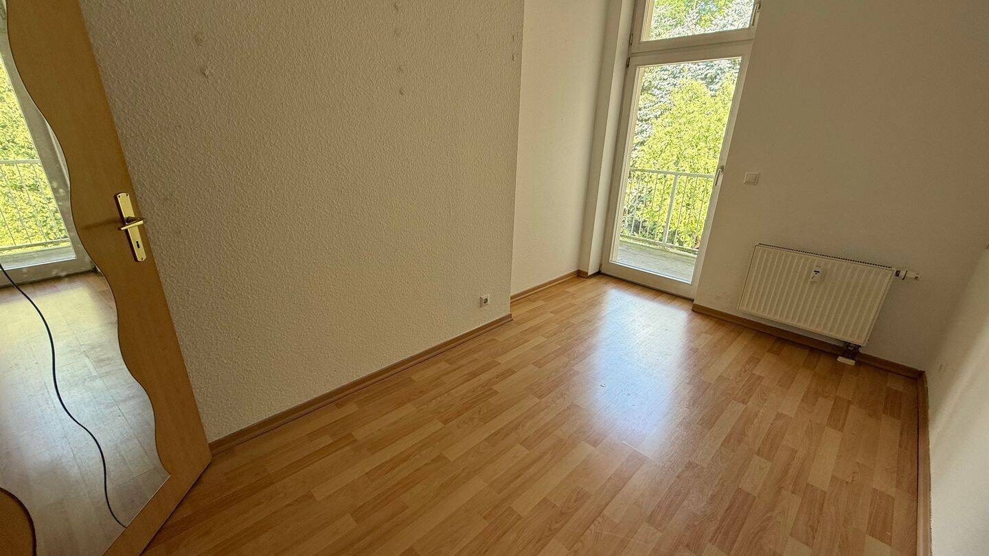 1. OG - Balkon am Arbeitszi. - Stellplatz mgl. - Wanne ! – Chemnitz – Vorschaubild 3