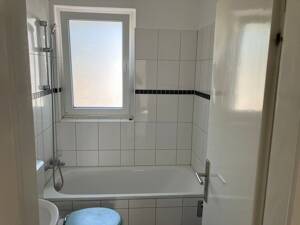 Eine schöne 2-Zimmer-Wohnung wartet auf Sie! – 34128 Kassel – Vorschaubild 6