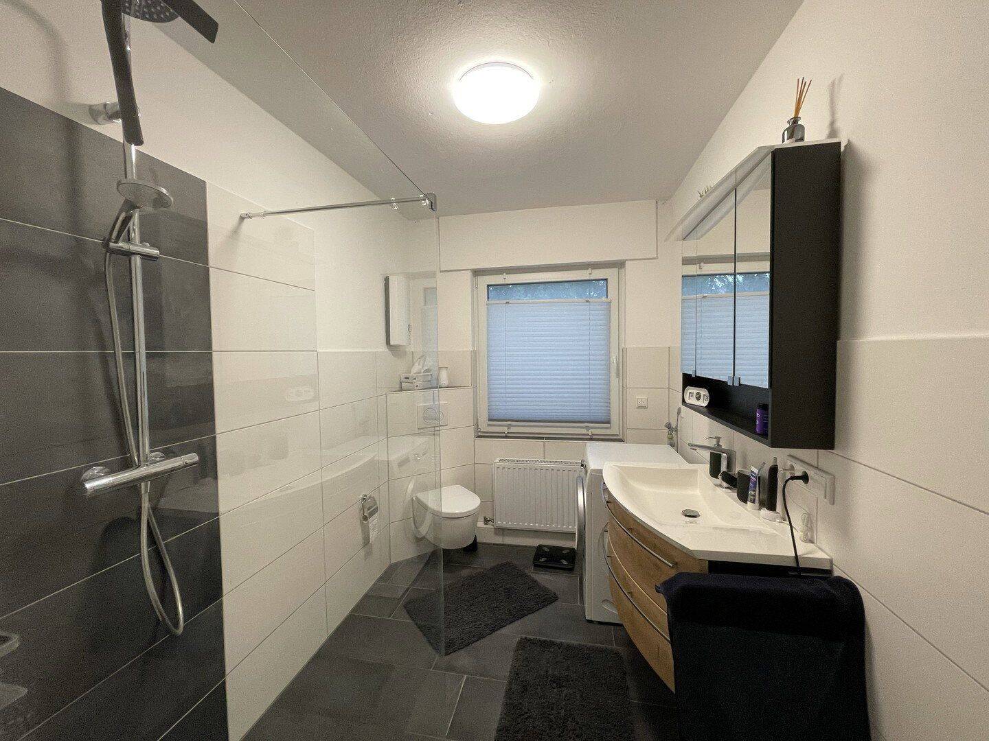 Attraktives Mehrparteienhaus mit 4 Wohneinheit mit Wärmepumpe – Barnstorf – Vorschaubild 2