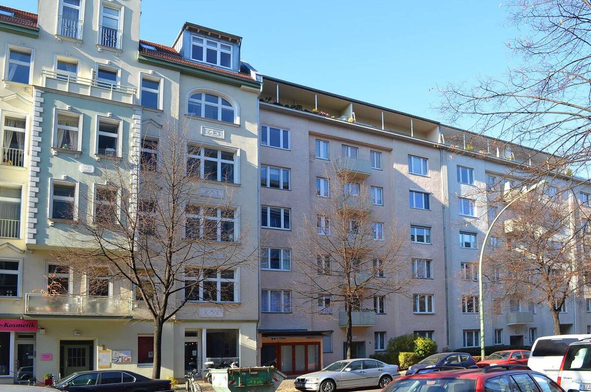 Helle 2-Zimmer-Wohnung zwischen Bismarckstraße und Otto-Suhr-Allee – 10625 Berlin – Bild 1 von 9