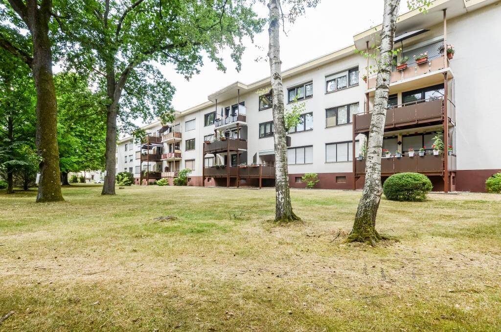 Gut geschnittene 3-Zi.-ETW auf Erbpachtgrund für EUR 70 JÄHRLICH Balkon * neues Bad * Garage möglich * Renovierung... – Leverkusen – Vorschaubild 2