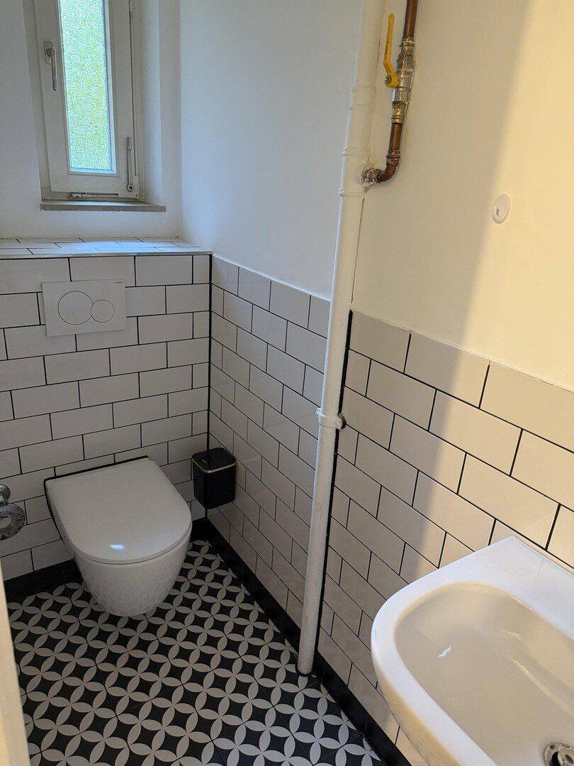 Ruhige Altbauwohnung mit eigenem Grün – Stuttgart – Vorschaubild 7