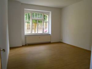 2 Raum Wohnung mit Balkon und möblierter Küche zu vermieten – 4600 Altenburg – Vorschaubild 3
