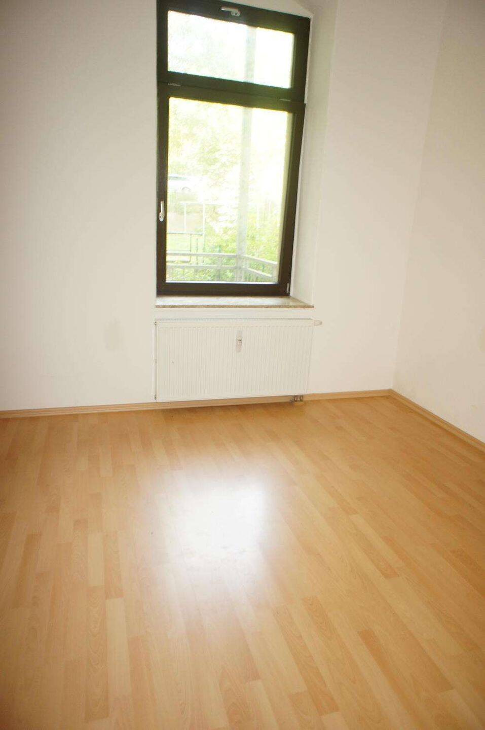 2. OG mit Lift - Balkon an der Küche - nur Wohnzi. straßenseitig! – Chemnitz – Vorschaubild 8