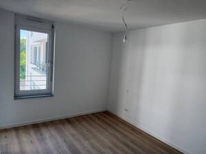 Modernes Wohnen mit Stil: attraktive 2,5-Zimmer-Wohnung auf 64m² – 89231 Neu-Ulm – Vorschaubild 4
