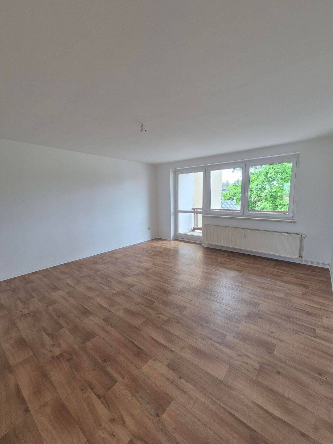 Moderne 3-Zimmer-Wohnung mit Balkon in Löbau zu vermieten – Löbau – Vorschaubild 8