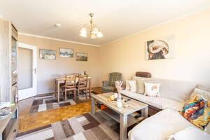 Erbbaurecht: Vermietete Eigentumswohnung mit Ost-Balkon und Blick in den grünen Innenhof – 80993 München – Vorschaubild 4
