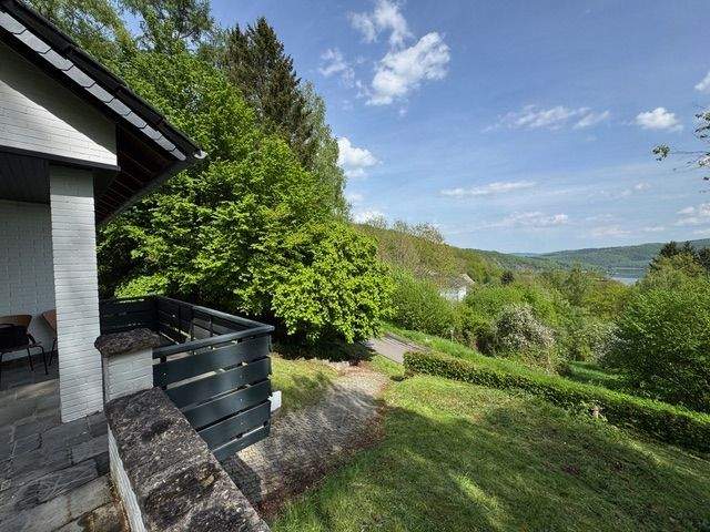 Exklusives und Idyllisches Einfamilienhaus am Rursee mit atemberaubendem Ausblick – Simmerath – Vorschaubild 3