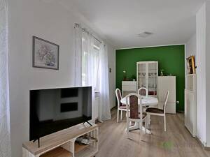 (EF0820_M) Kassel-Stadt: Oberzwehren, neu möblierte 2-Zimmer-Wohnung mit Terrasse, WLAN, PKW-Stellplatz – 34132 Kassel – Vorschaubild 2