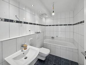 2-Zimmer-Eigentumswohnung mit Tiefgaragenstellplatz und sofort beziehbar in Mannheim-Käfertal – 68309 Mannheim – Vorschaubild 5