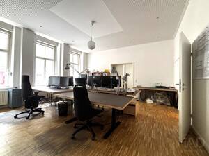 Arbeiten und Wohnen: 164 m² repräsentativer Altbau mit genehmigter Gewerbenutzung im Prenzlauer Berg – 10439 Berlin – Vorschaubild 2