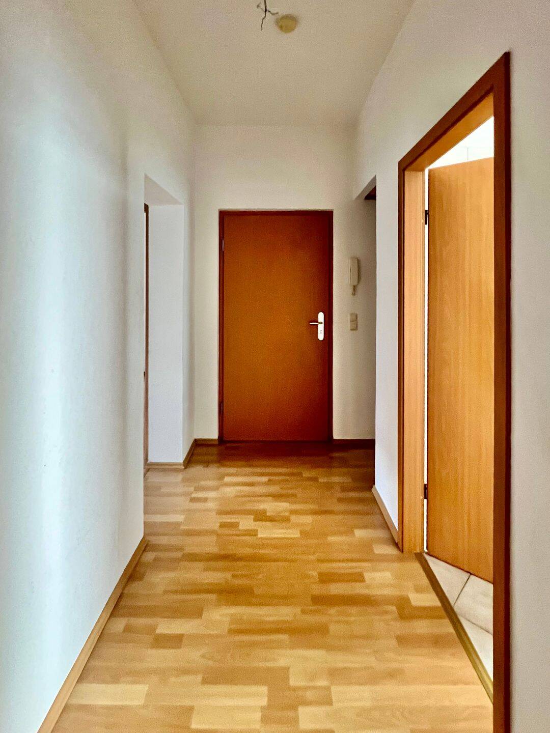 3-Zimmer-Wohnung mit Balkon und Einbauküche (WG geeignet) – Erfurt – Vorschaubild 7