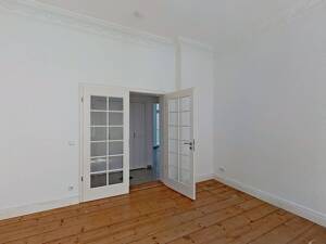 Historischer Charme trifft Wohnkomfort - 4-Zimmer-Altbauwohnung mit Balkon – 39124 Magdeburg – Vorschaubild 2