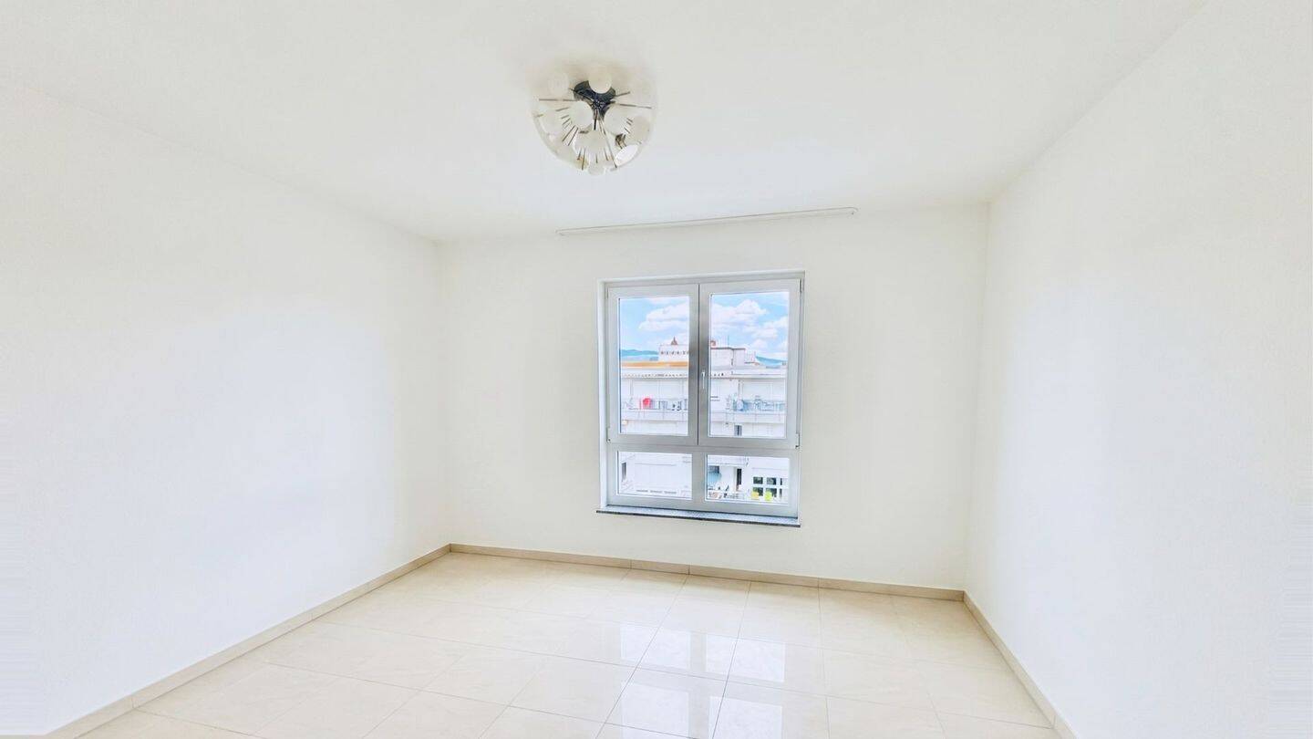 Wohnen mit Ausblick: Moderne 3-Zimmer-Wohnung mit Balkon, Kamin & TG-Stellplatz Wiesbaden-Klarenthal – Wiesbaden – Vorschaubild 6