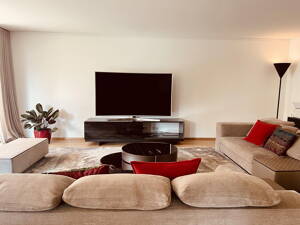 Designer Maisonette-Wohnung nähe Zoopark mit Blick ins Grüne, Fussbodenheizung, Kamin, Terrasse – 40239 Düsseldorf – Vorschaubild 5