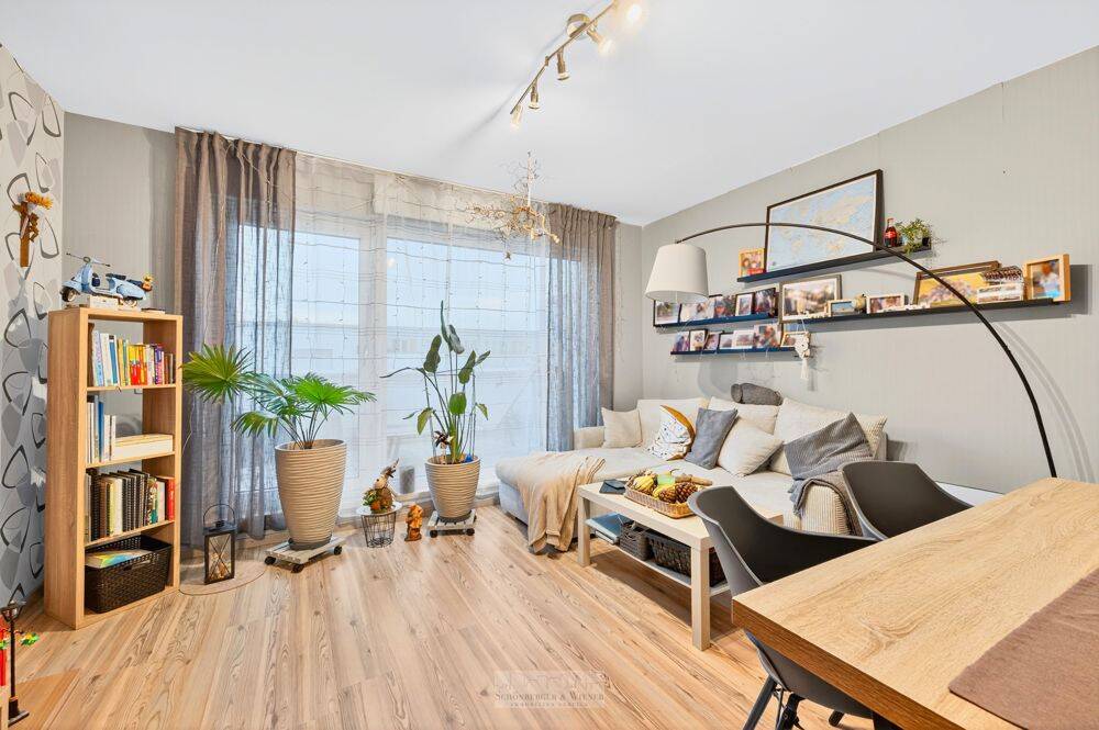 Ihr neues Zuhause mit Aussicht - stilvolles Wohnen über den Dächern von Regensburg – Regensburg – Vorschaubild 3