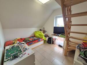 Modernes Einfamilienhaus mit Pool und großzügigem Grundstück in Niedernissa – 99099 Erfurt – Vorschaubild 6