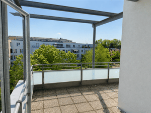 Großzügige Dachterrassenwohnung mit zwei Terrassen in München-Feldmoching – 80995 München – Vorschaubild 8