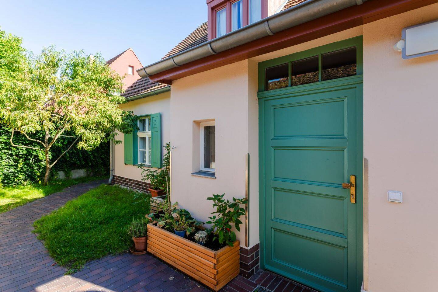 Historic weaver's house in Potsdam-Babelsberg - stylishly renovated with three residential units – Potsdam – Vorschaubild 6