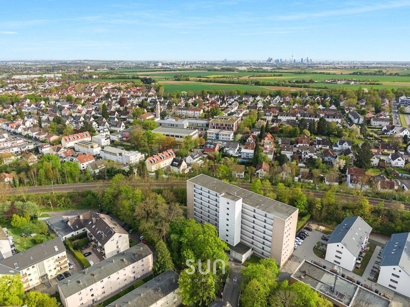 NEUSANIERT & ENERGIEEFFIZIENT AUF 50 M² LEBEN - Nachhaltiger Wohnkomfort in Bad Homburg-Gonzenheim