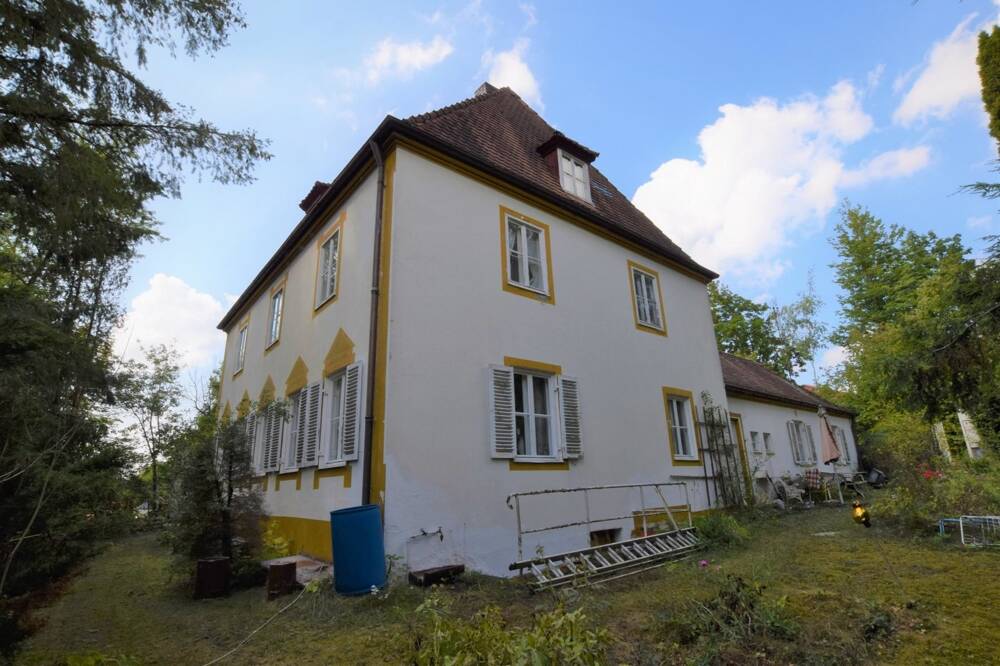 Sanierungsbedüftiges Gründerzeit Arzthaus mit tollem Grundstück – Neumarkt-Sankt Veit – Vorschaubild 5