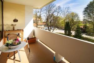 Helle 2-Zi.-Eigentumswohnung mit sonniger Ost-Loggia in ruhiger Lage von Pöcking – 82343 Pöcking – Vorschaubild 3