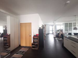 Moderne Erdgeschosswohnung – 110 m² – mit großer Terrasse, barrierearm, in Neu-Ulm – 89233 Neu-Ulm – Vorschaubild 2