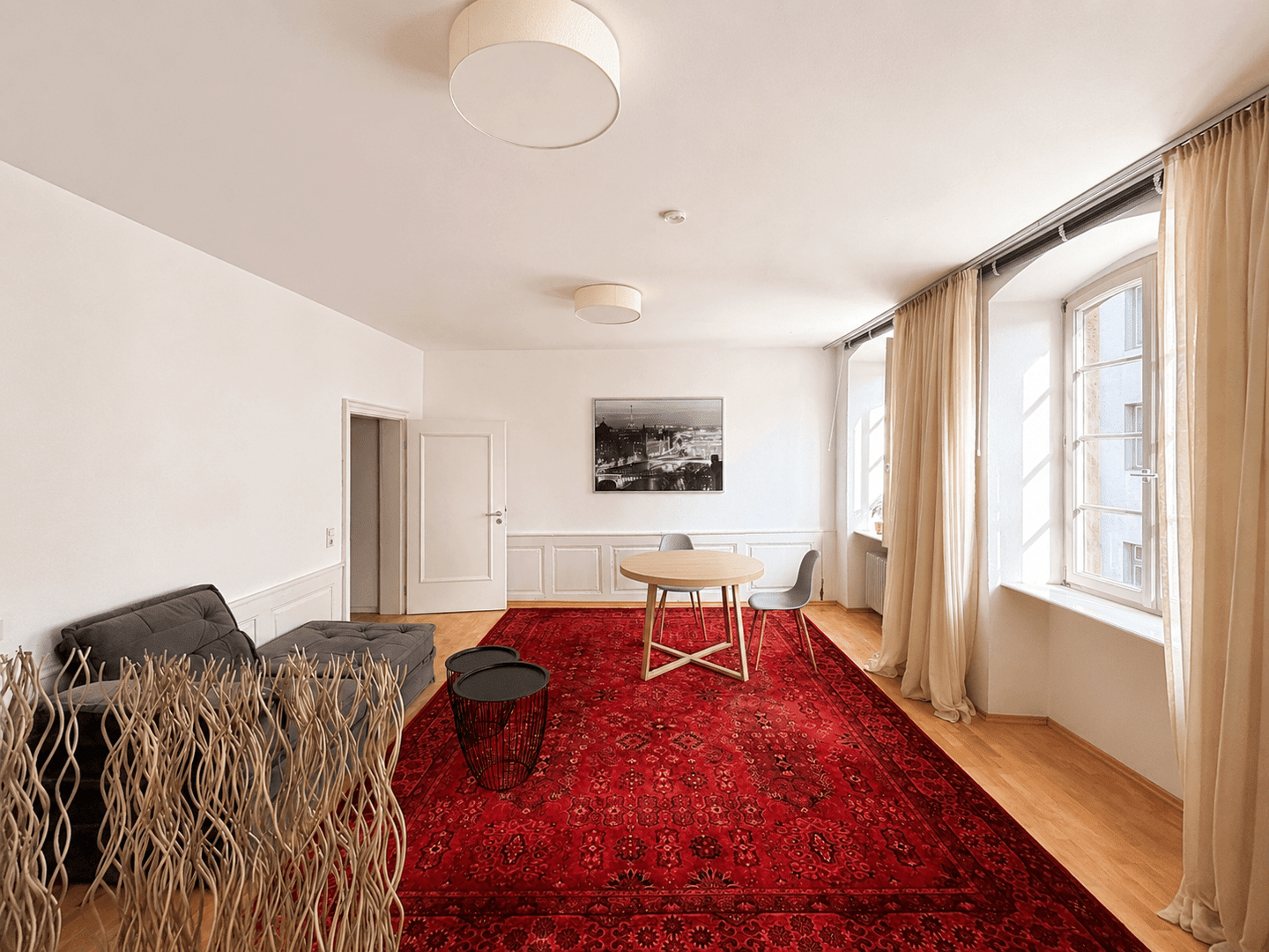 Möbliertes City-Apartment am Schillerplatz - ideal für Pendler, Expats & Uni-Nähe