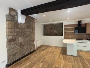 Hochwertige 2-Zimmer-Wohnung mit wunderschöner Einbauküche und Terrasse in bester Erfurter Lage – Meienbergstraße 23, 99084 Erfurt – Vorschaubild 4