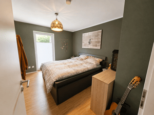 Moderne 3-Zimmer-Gartenwohnung mit Terrasse, Tiefgarage & Aufzug in Ingolstadt-Zuchering – 85051 Ingolstadt – Vorschaubild 9