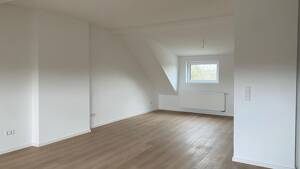 Lichtdurchflutete Dachgeschosswohnung kernsaniert – 45899 Gelsenkirchen – Vorschaubild 3