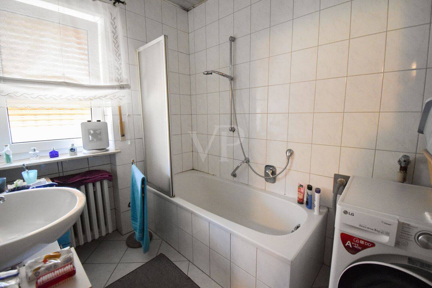 Solide Investition in gefragter Lage: Mehrfamilienhaus mit Garten in zentraler Lage von Volkach – Volkach – Vorschaubild 4
