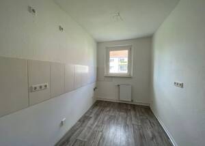 Sanierte 3-Raum-Wohnung - große Dusche u. großer Balkon – 39387 Oschersleben – Vorschaubild 5